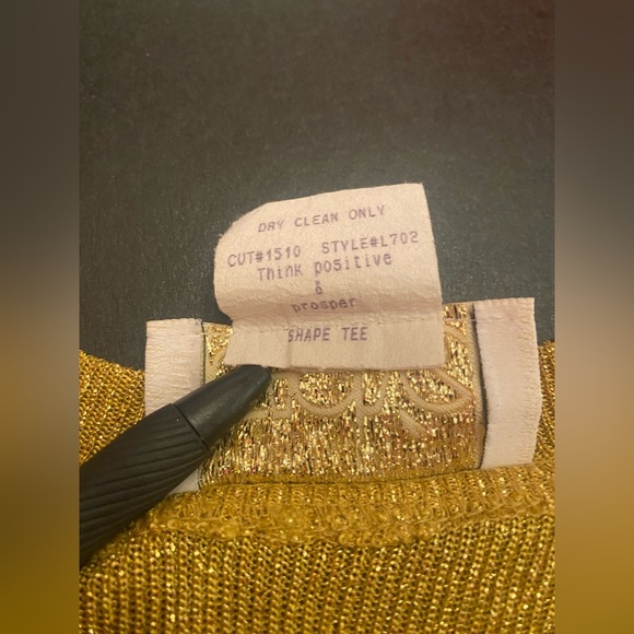Vintage Cache Woman’s Gold Metallic Pullover Top Blouse Size Medium - Picture 6 of 8